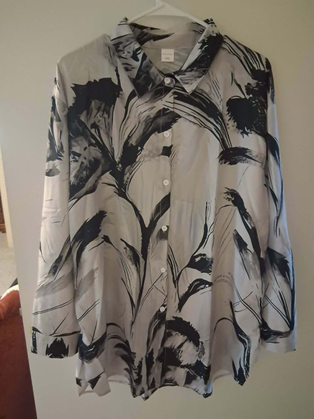 woman's button-down front blouse gray with black 4X NEW